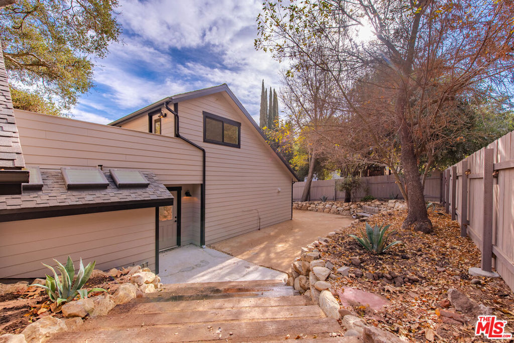 1372 Old Topanga Canyon Road | Similar Property Thumbnail