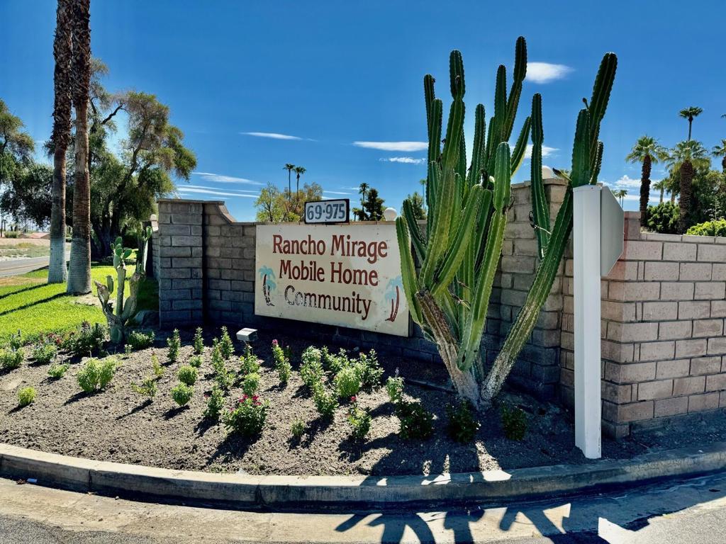 204 Golden State Street, Rancho Mirage, CA 92270