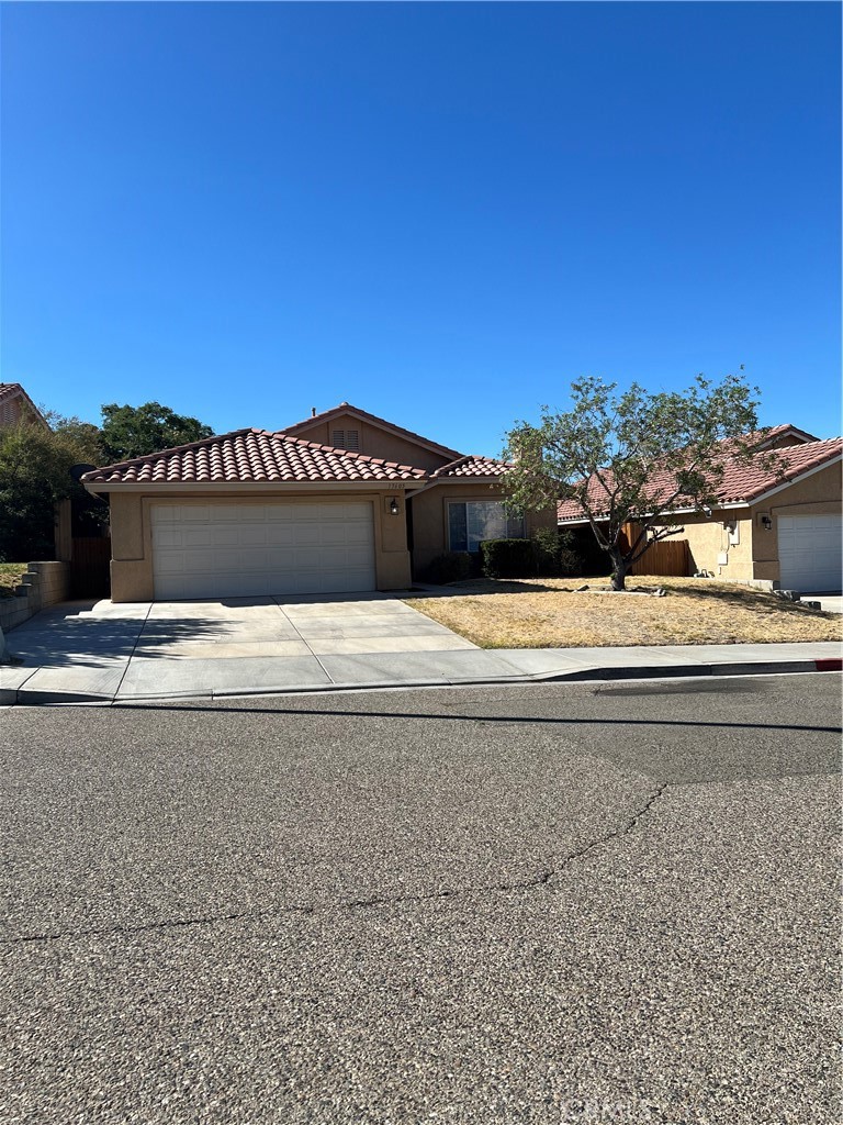 17605 Landis Drive, Victorville, CA 92395