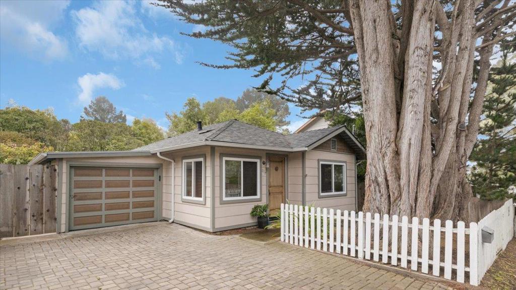 1007 Funston Avenue, Pacific Grove, CA 93950