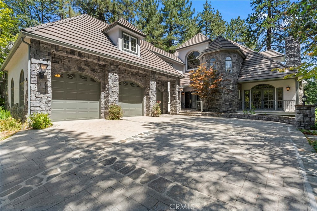 699 Brentwood Drive | Similar Property Thumbnail