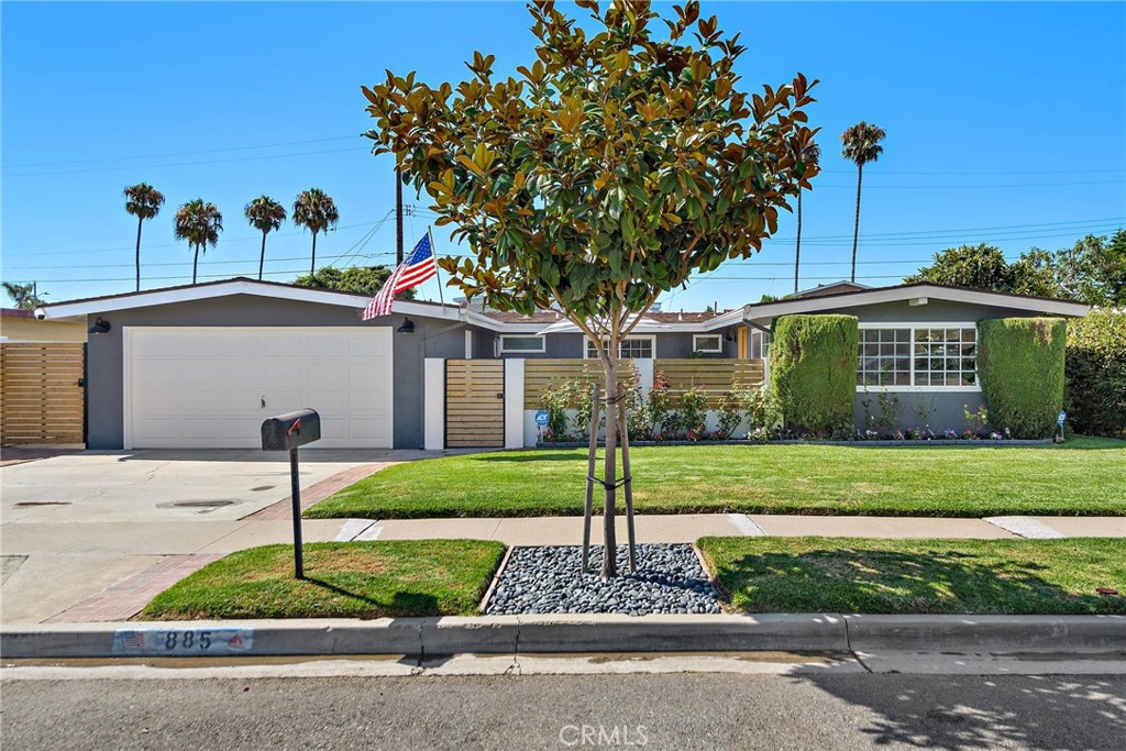 885 Capital Street, Costa Mesa, CA 92627