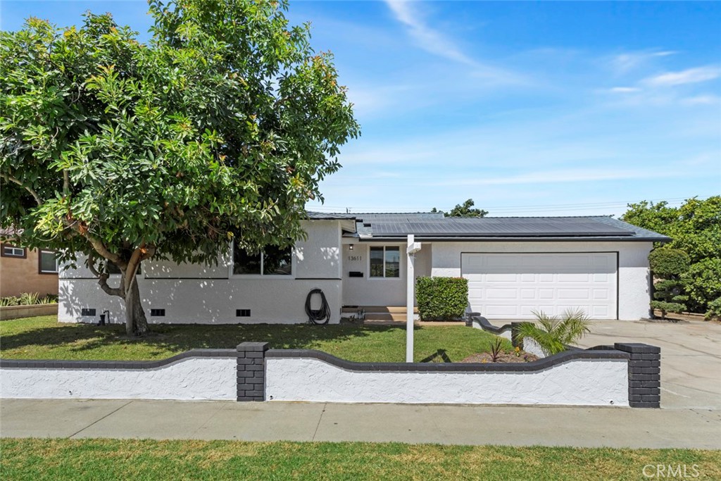 13611 Olive Street, Westminster, CA 92683