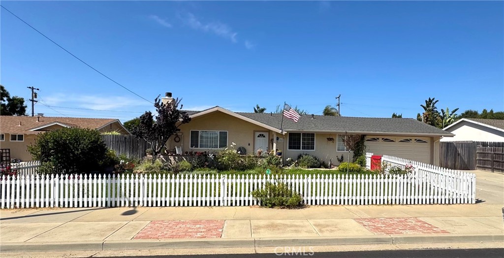 1263 Ken Avenue, Santa Maria, CA 93455