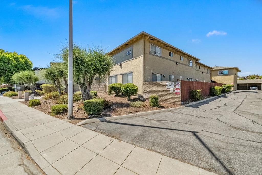 1370 Calabazas Boulevard, Santa Clara, CA 95051