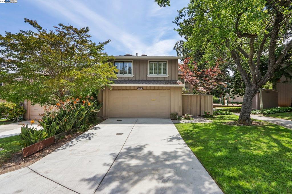 10128 Ridgeway Dr, Cupertino, CA 95014