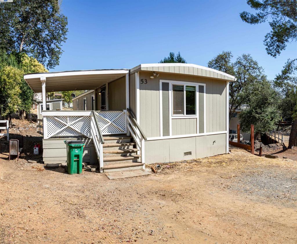 8400 Old Melones Dam Rd., Jamestown, CA 95327