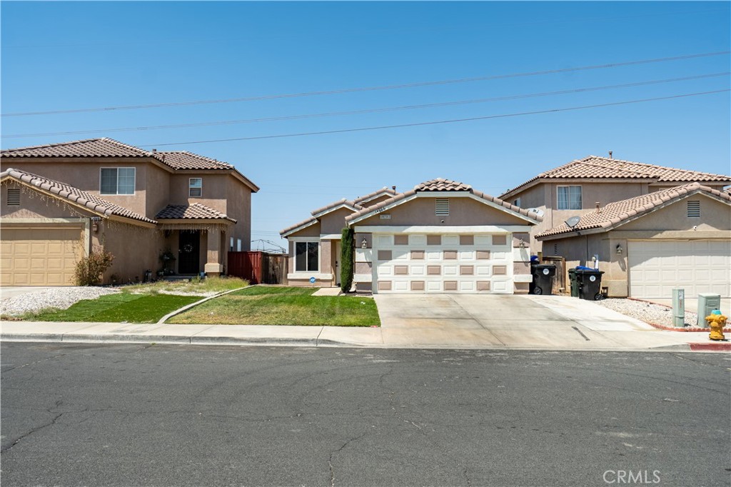 14666 Queen Valley Road, Victorville, CA 92394