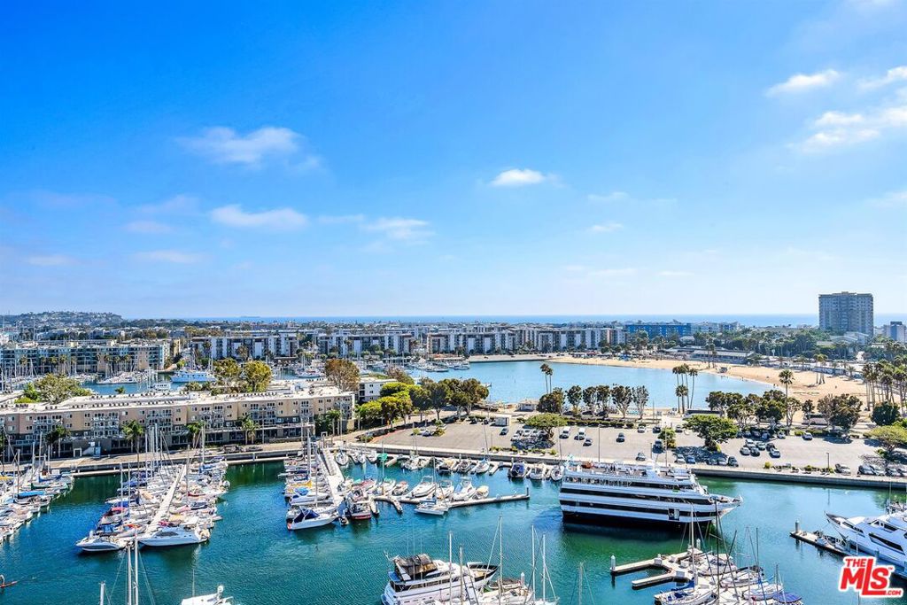 4267 Marina City Drive, #1110, Marina Del Rey, CA 90292