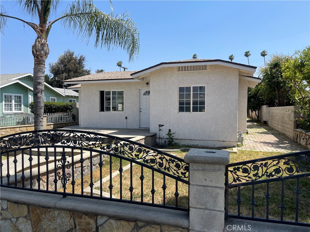 1960 Loma Vista Street, Riverside, CA 92507