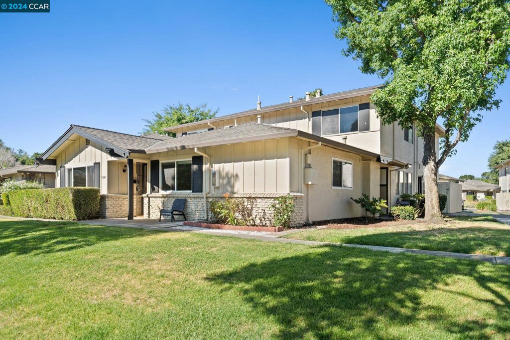 1041 Mohr Ln, Concord, CA 94518