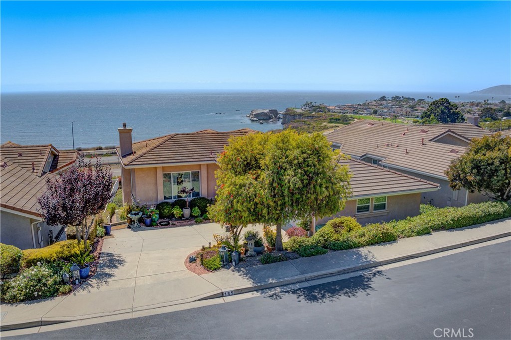 185 Foothill Road, Pismo Beach, CA 93449