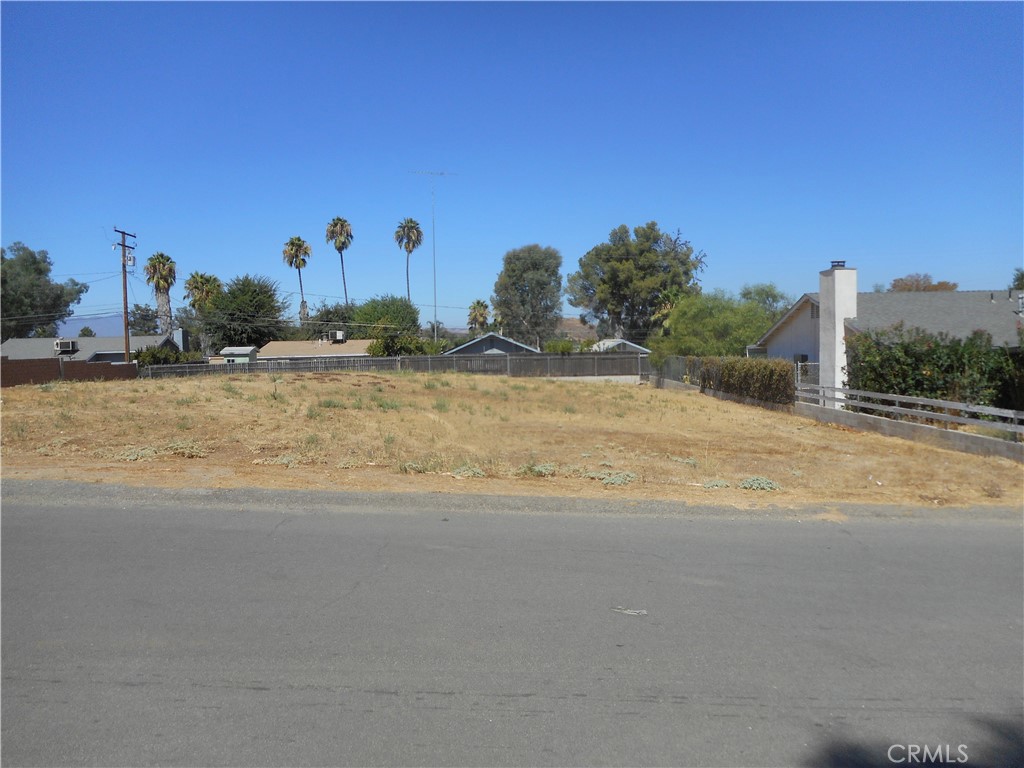 10 Ave. Paseo De Las Flores, Menifee, CA 92587