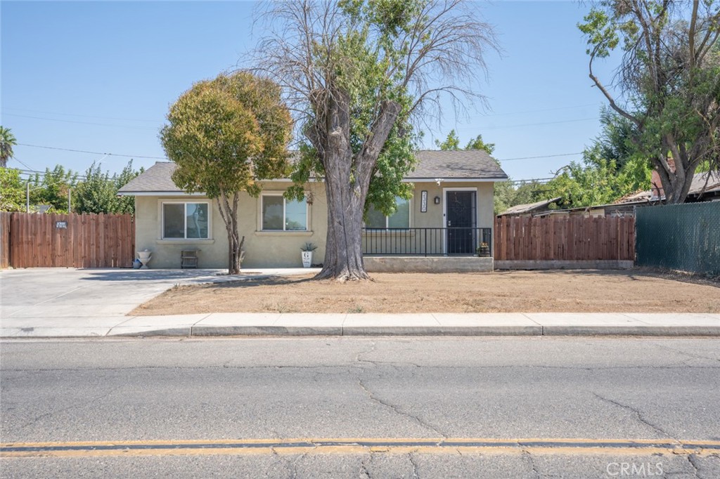 2330 Beachwood Drive, Merced, CA 95348