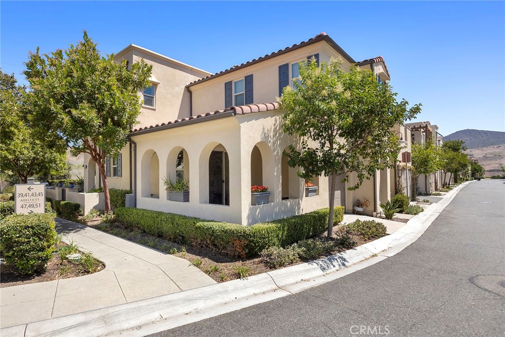 49 Adelfa Street, Rancho Mission Viejo, CA 92694