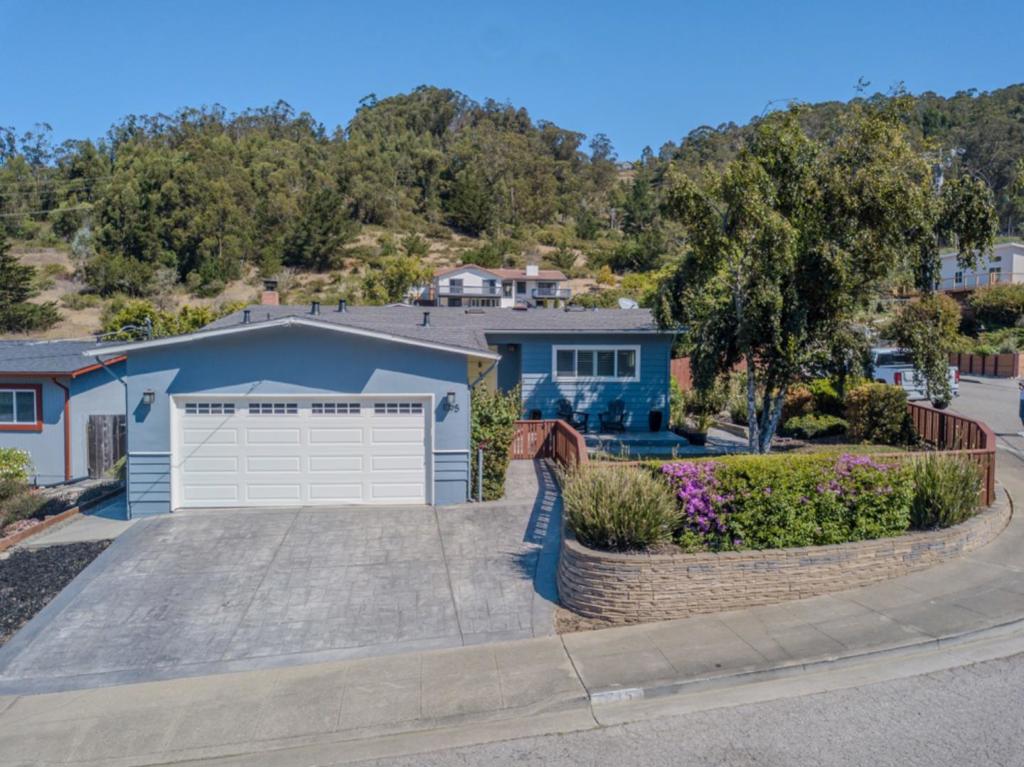 1095 Valencia Way, Pacifica, CA 94044