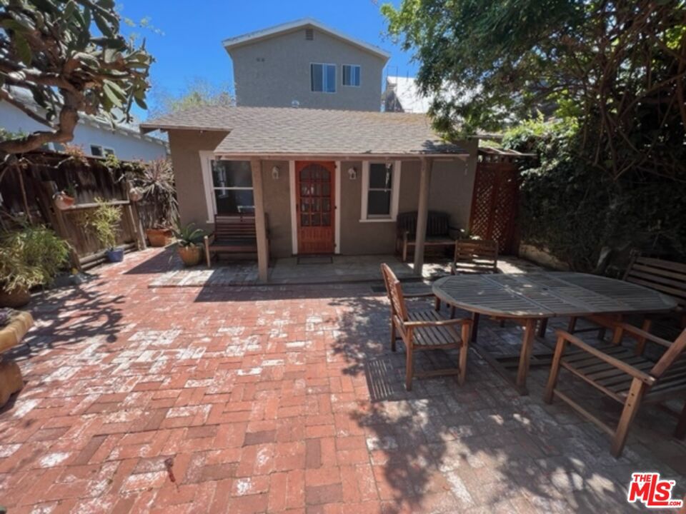 466 1/2 S Venice Boulevard, Venice, CA 90291