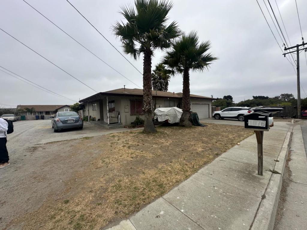 1070 Fontes Lane, Salinas, CA 93907