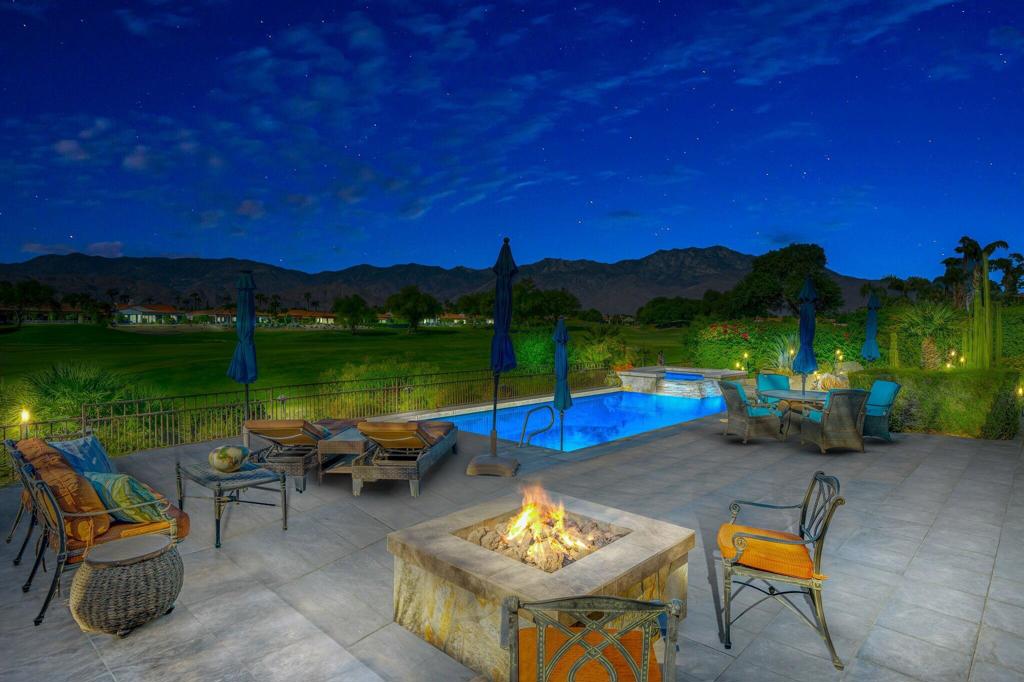 220 Loch Lomond Road, Rancho Mirage, CA 92270