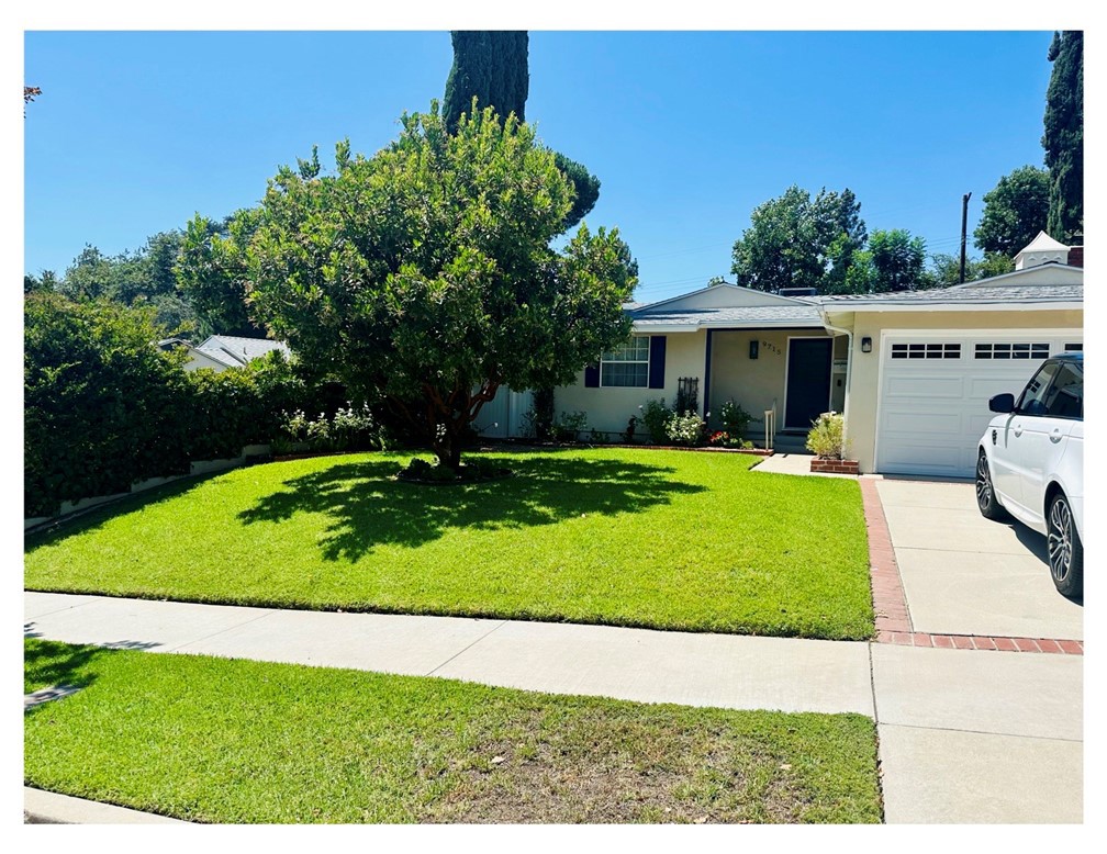 9715 Amanita Avenue, Tujunga, CA 91042