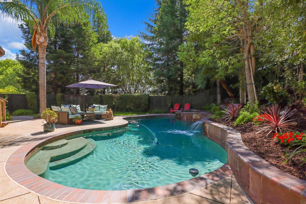 2490 Turnberry Court, Brentwood, CA 94513