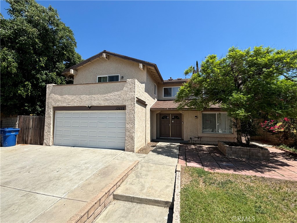 13532 Polk Street, Sylmar, CA 91342