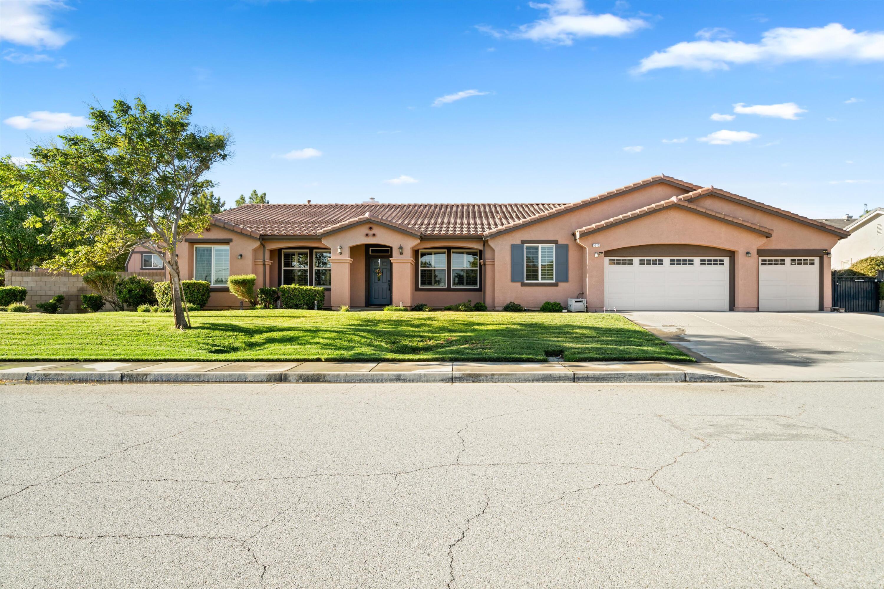 5512 Las Brisas, Palmdale, CA 93551