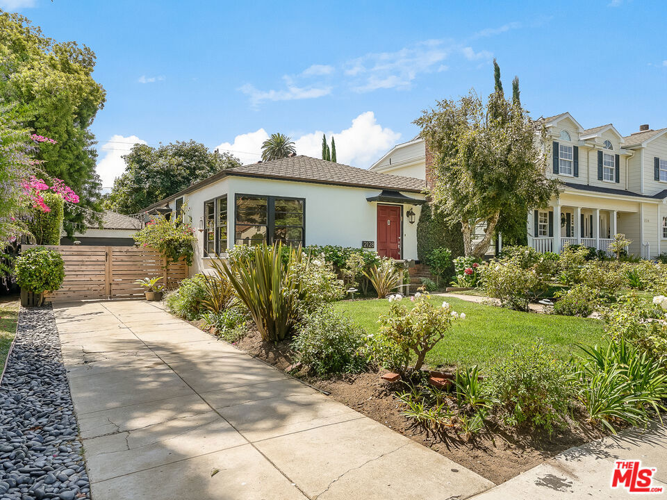 2128 Ashland Avenue, Santa Monica, CA 90405