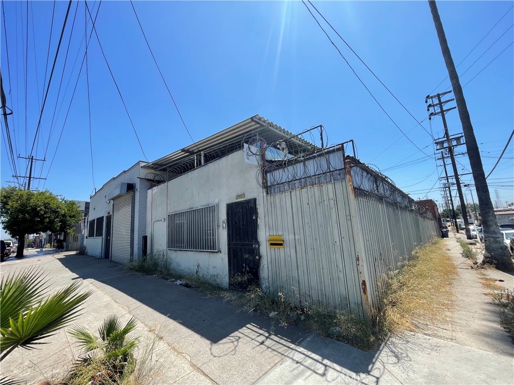 3404 E Olympic Boulevard | Similar Property Thumbnail