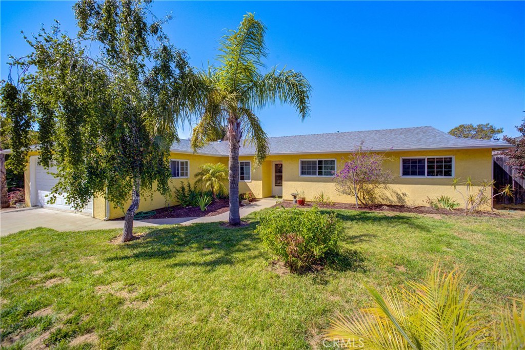 811 E Foster Road, Santa Maria, CA 93455