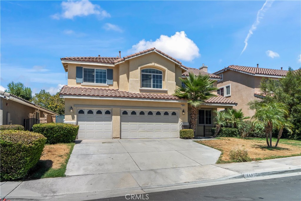 16440 Los Coyotes Street, Fontana, CA 92336