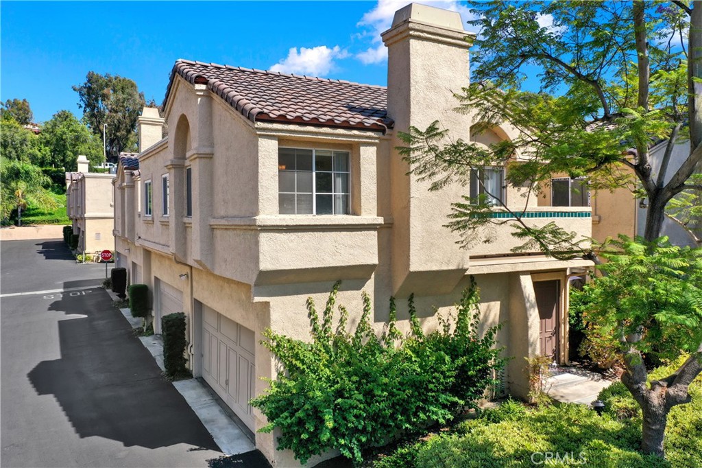 21151 Gladiolos Way, Lake Forest, CA 92630