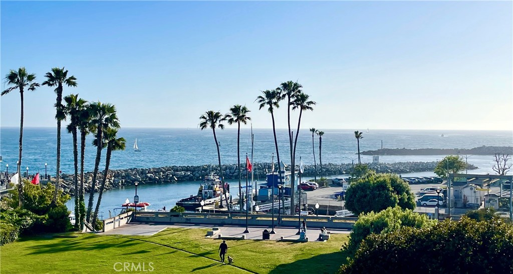 250 The Village , #203, Redondo Beach, CA 90277