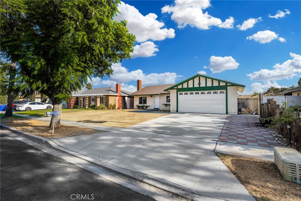 16015 Elaine Drive, Fontana, CA 92336