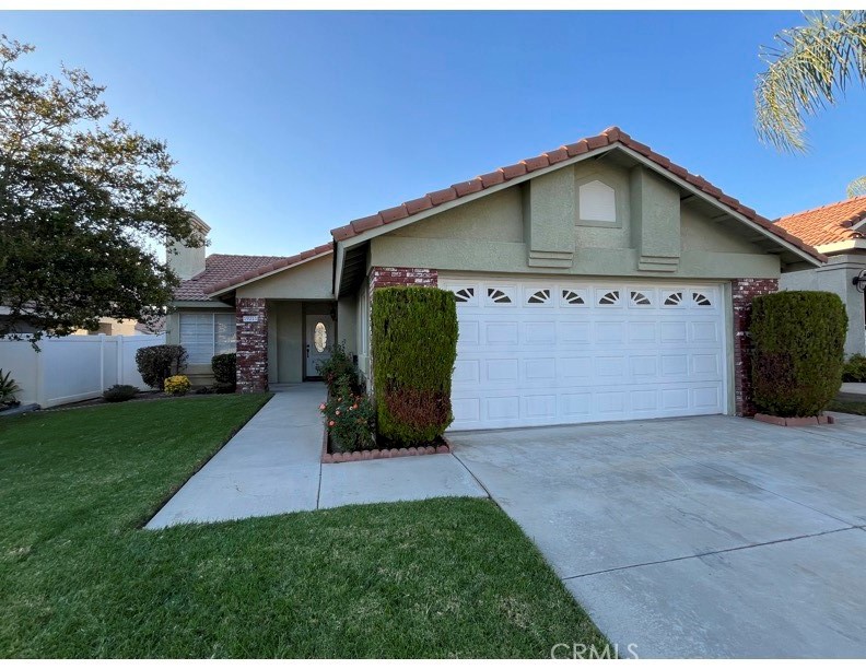 19211 Vintage Woods Drive, Riverside, CA 92508