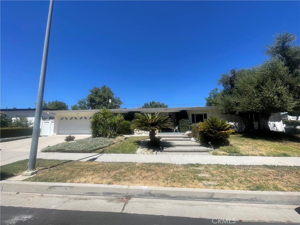 24211 Caris Street, Woodland Hills, CA 91367