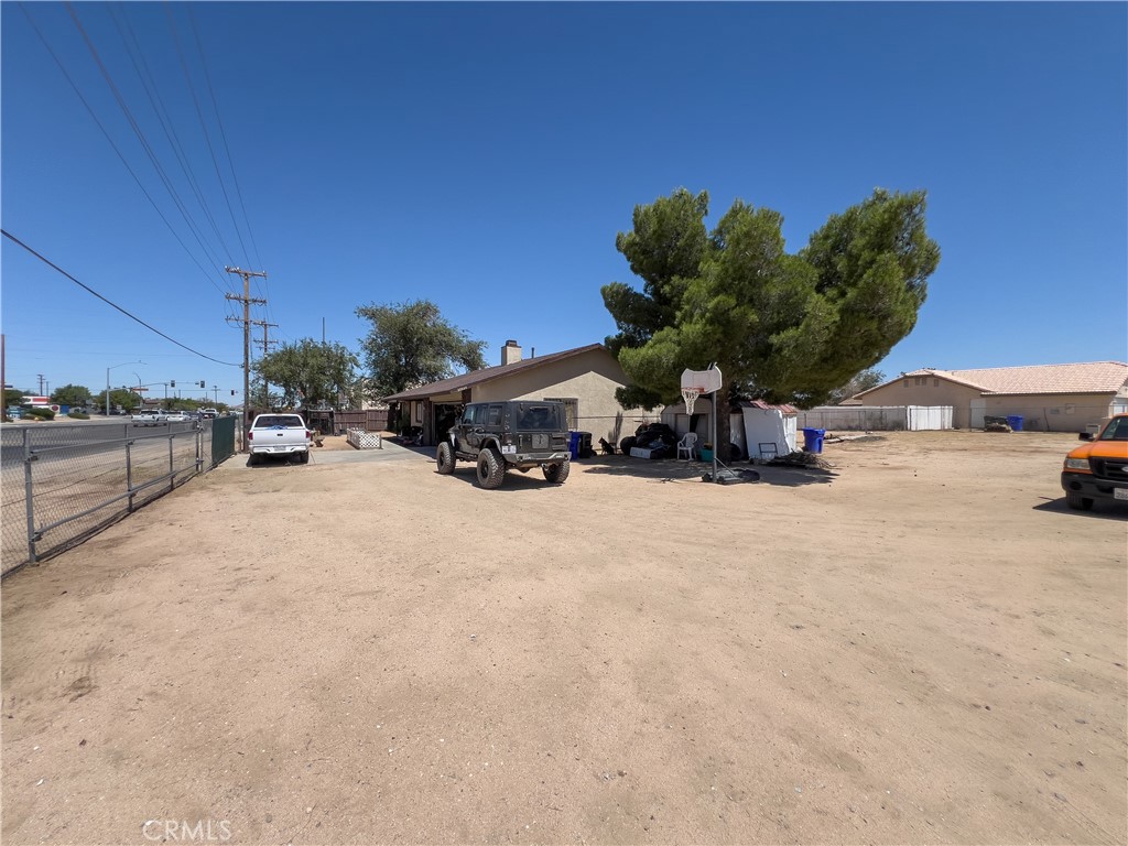 20920 Laguna Road, Apple Valley, CA 92308