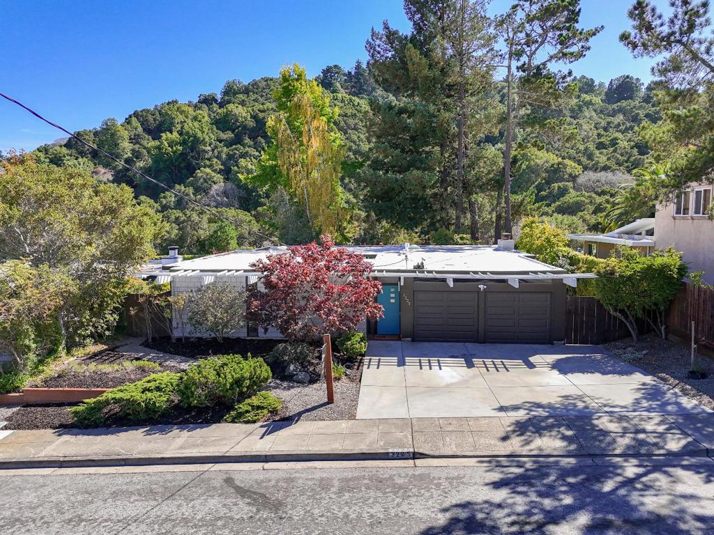 2225 Bunker Hill Drive, San Mateo, CA 94402