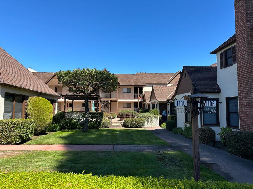 1106 El Camino Real, Burlingame, CA 94010