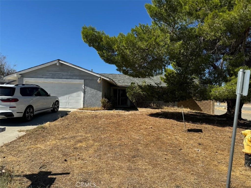 10621 Applewood Drive, California City, CA 93505