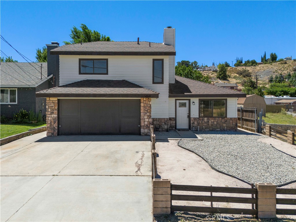 14342 Boxtree Street, Lake Hughes, CA 93532