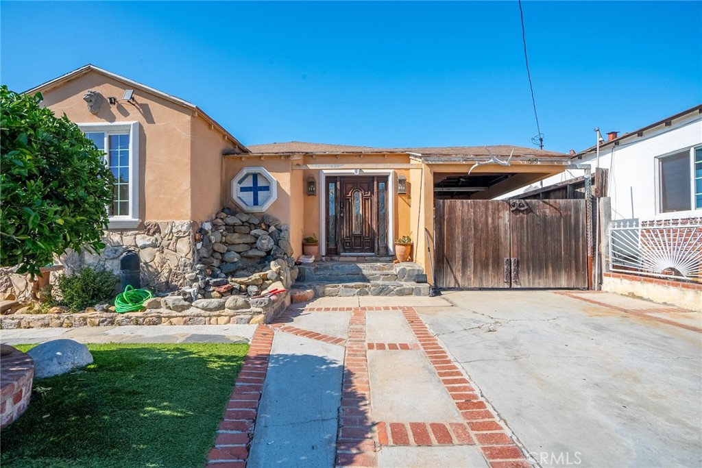 529 Stepney Street, Inglewood, CA 90302