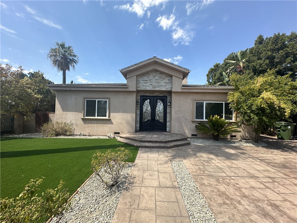 6117 Teesdale Avenue, Valley Glen, CA 91606