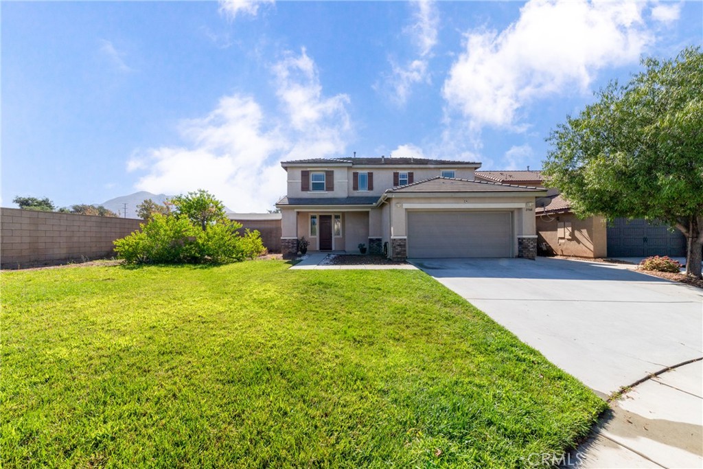 27068 Red Rock Court, Menifee, CA 92585