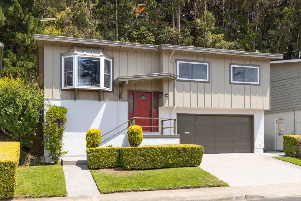 1217 Seville Drive, Pacifica, CA 94044