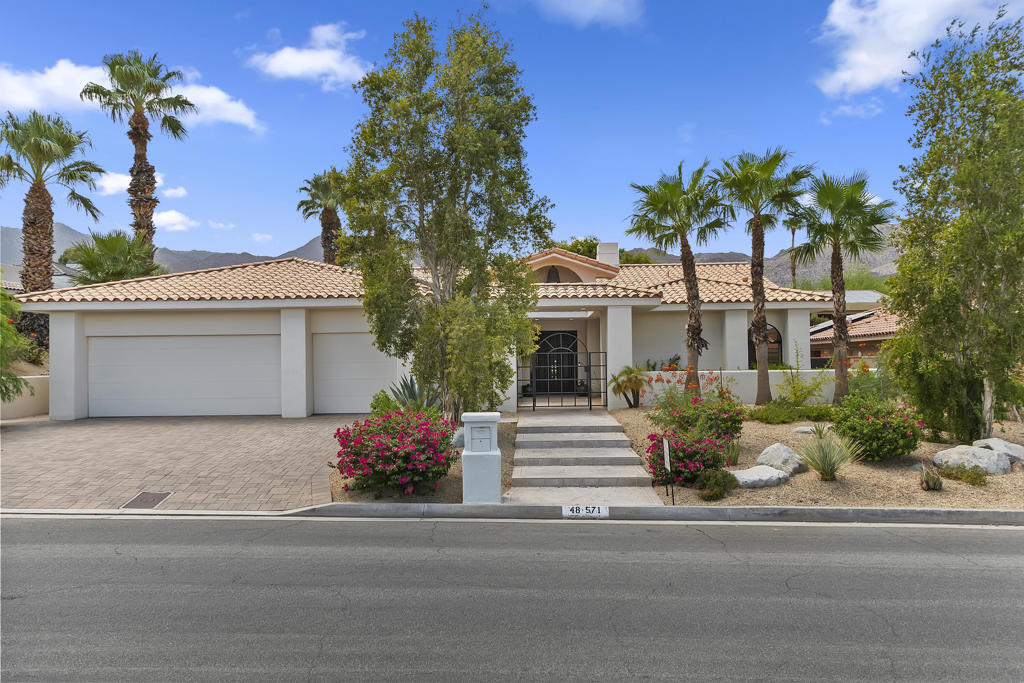 48571 N View Drive, Palm Desert, CA 92260