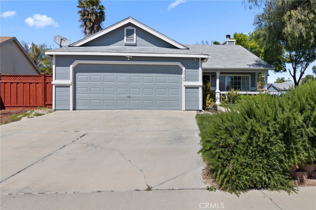 2268 Laguna Way, Los Banos, CA 93635