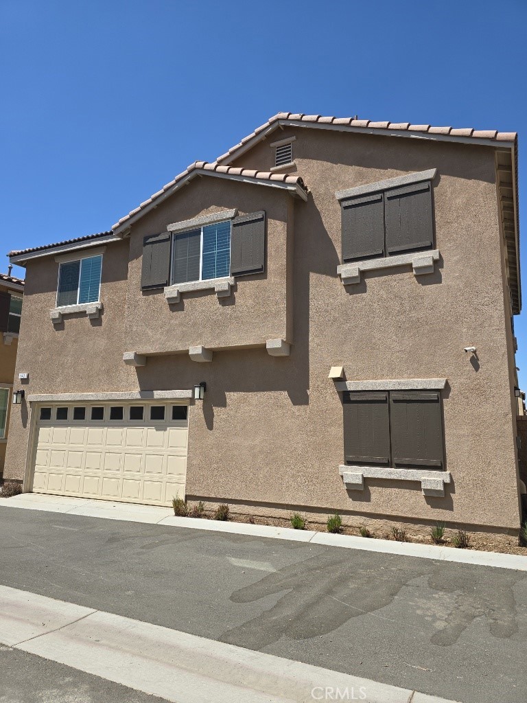 142 Seapine Court, Perris, CA 92571