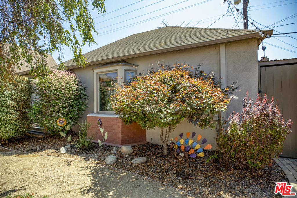 552 Ivy Street, #A, Glendale, CA 91204