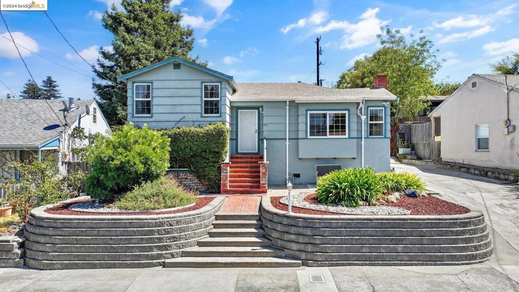 811 Pine Ave, Pinole, CA 94564